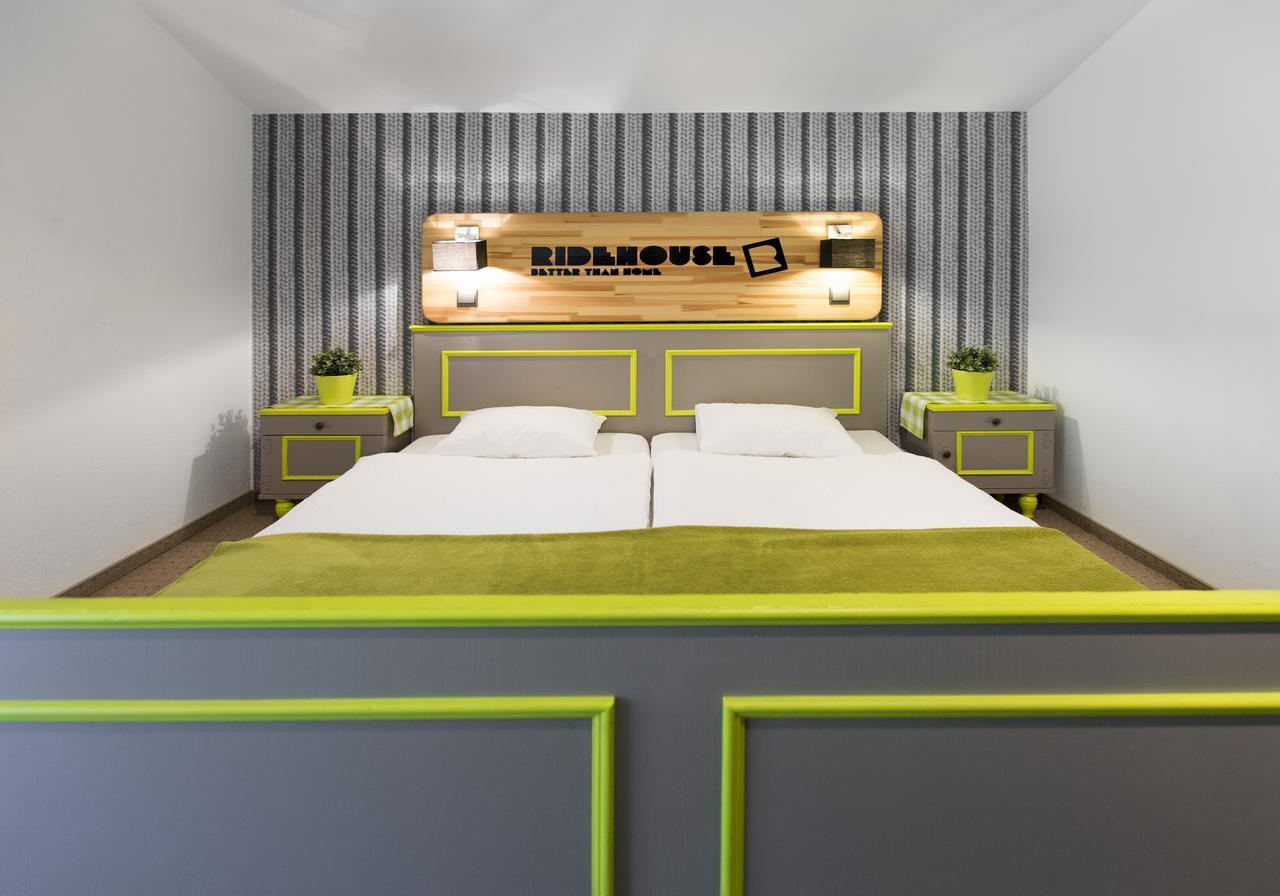 シュラートミンク Ridehouse Bed & Breakfast エクステリア 写真